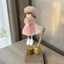 פיה עם עט לשולחן עבודה – מתנה מקורית למשרד